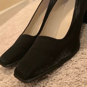 LIKE NEW Studio Delman Black Square-Toed Pumps
